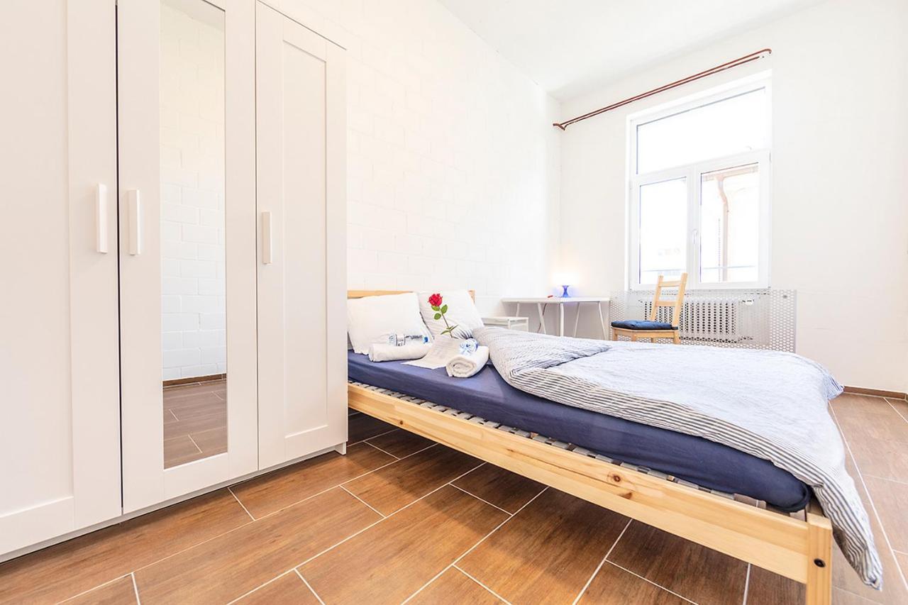 Simple Rooms - Yellow Inn St. Gallen Exterior foto